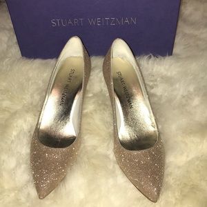 Beautiful gold glitter Tessa heels NIB NWT